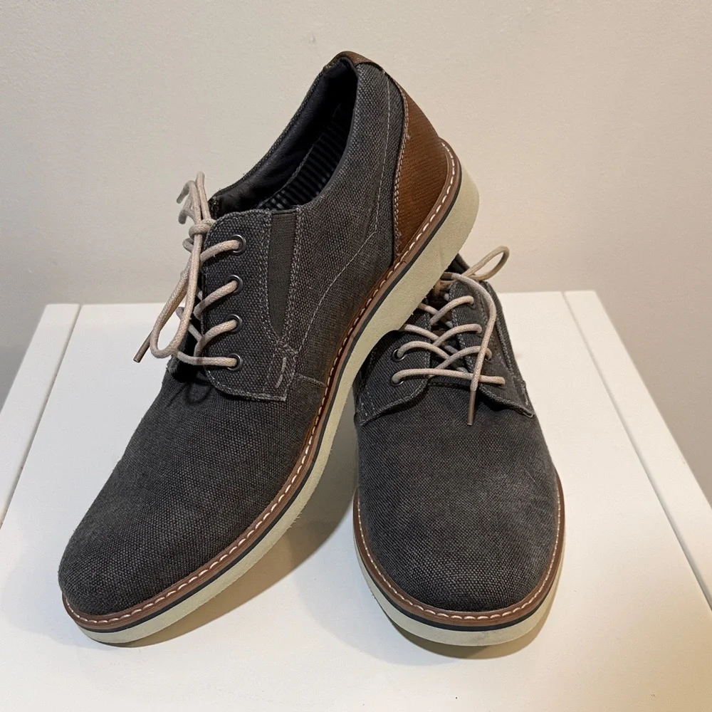 Nunn Bush Men's Barkley Charcoal Canvas Oxfords with Brown Trim size 10.5
